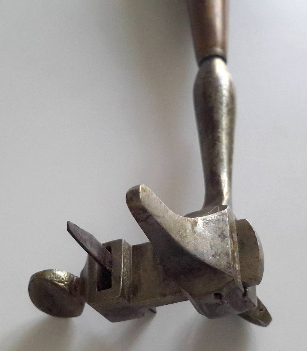 Détail trousquin lame à mobile (2).jpg